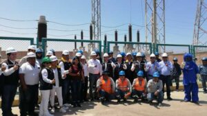 Lee más sobre el artículo Ministro Oscar Vera inaugura obras de electrificación en beneficio de 112,000 personas en Arequipa