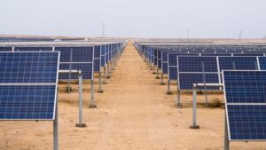 Lee más sobre el artículo Producción eléctrica nacional creció impulsada por energías renovables no convencionales en febrero de 2026